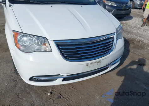 2016 Chrysler Town & Country Touring from USA, damaged, VIN 2C4RC1BG4GR290709